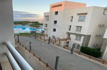 (بنتهاوس  (روف - 2 غرف نوم - 2 حمامات للبيع في أمواج - سيدي عبد الرحمن - الساحل الشمالي