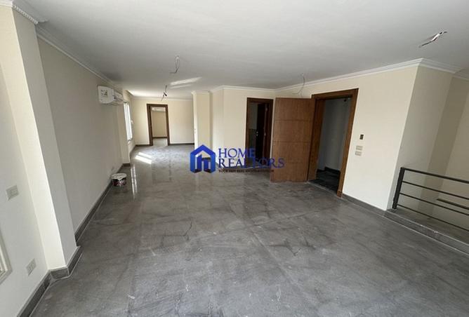 8165212 - Property Image 3