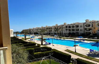 Chalet - 2 Bedrooms - 2 Bathrooms for sale in Lasirena Palm Beach - Al Ain Al Sokhna - Suez