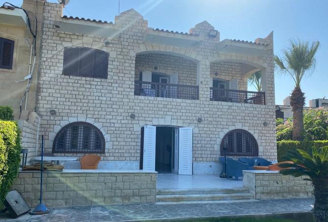 8008648 - Property Image 2