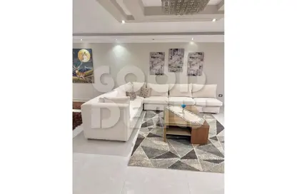 Apartment - 3 Bedrooms - 1 Bathroom for sale in Al Zahabi St. - Roxy - Heliopolis - Masr El Gedida - Cairo