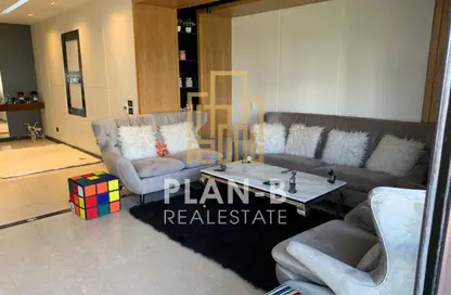 شقة - 2 غرف نوم - 3 حمامات للايجار في ذا كورت ياردز - كمبوندات الشيخ زايد - الشيخ زايد - الجيزة