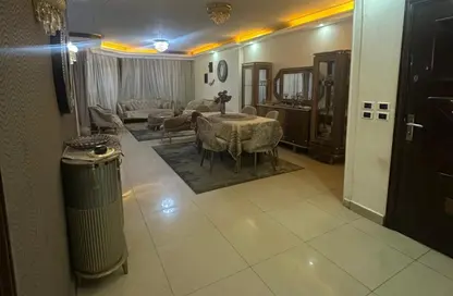 Apartment - 3 Bedrooms - 2 Bathrooms for sale in Gamal Al Din Dewidar St. - 8th Zone - Nasr City - Cairo