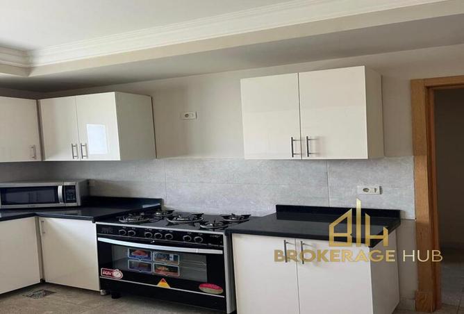 8117743 - Property Image 3