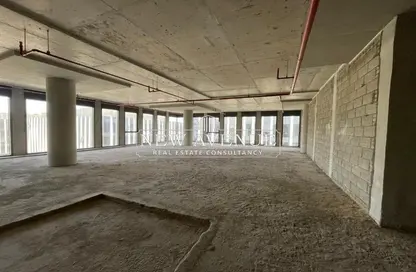 Office Space - Studio - 4 Bathrooms for rent in Eastown - 5th Settlement Compounds - The 5th Settlement - New Cairo City - Cairo