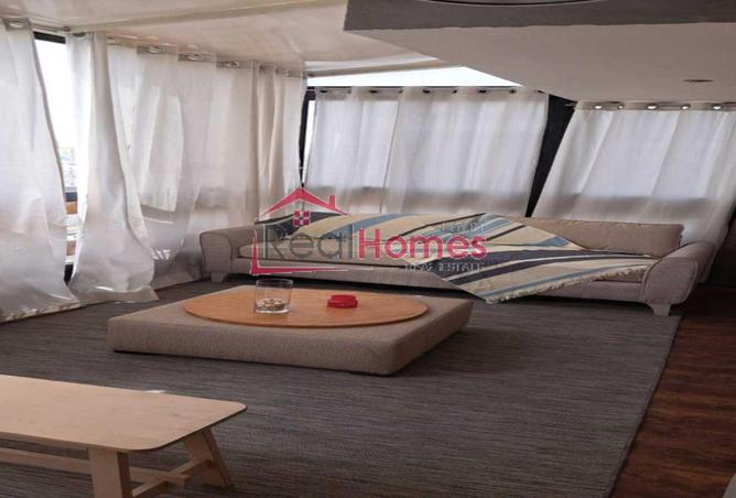 8064371 - Property Image 3
