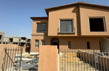Twin House - 3 Bedrooms - 3 Bathrooms for sale in Village West - Sheikh Zayed Compounds - Sheikh Zayed City - Giza