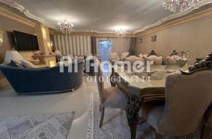 Apartment - 3 Bedrooms - 2 Bathrooms for sale in Zahraa El Maadi - Hay El Maadi - Cairo