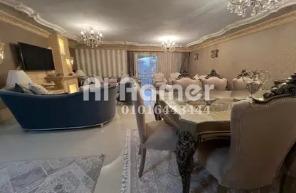 Apartment - 3 Bedrooms - 2 Bathrooms for sale in Zahraa El Maadi - Hay El Maadi - Cairo