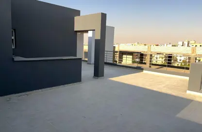 (بنتهاوس  (روف - 3 غرف نوم - 3 حمامات للايجار في باتيو كازا - الباتيو - كمبوندات الشروق - مدينة الشروق - القاهرة
