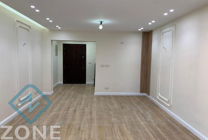7744533 - Property Image 2