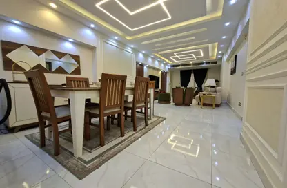 شقة - 3 غرف نوم - 3 حمامات للبيع في ميدان لبنان - المهندسين - الجيزة