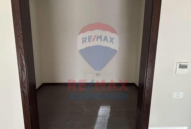 8415191 - Property Image 2