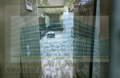 مساحات مكتبية - استوديو - 1 حمام للايجار في شارع لافيزون - بولكلي - حي شرق - الاسكندرية