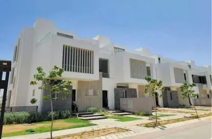 فيلا - 4 غرف نوم - 5 حمامات للبيع في بيراميدز هايتس - طريق مصر اسكندرية الصحراوي - مدينة 6 أكتوبر - الجيزة