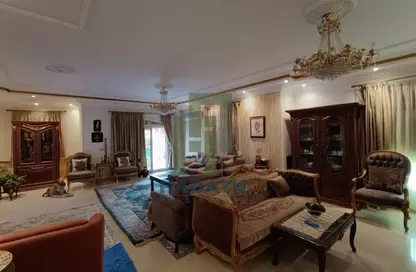 Apartment - 3 Bedrooms - 3 Bathrooms for sale in Badr Khan Ali St. - Al Narges 1 - Al Narges - New Cairo City - Cairo