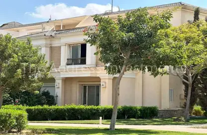 Villa - 4 Bedrooms - 4 Bathrooms for sale in Mountain View iCity - 5th Settlement Compounds - The 5th Settlement - New Cairo City - Cairo