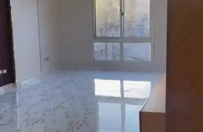 شقة - 3 غرف نوم - 3 حمامات للبيع في شارع سوريا - المهندسين - الجيزة