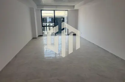 Office Space - Studio - 2 Bathrooms for rent in 90 Street - The 5th Settlement - New Cairo City - Cairo