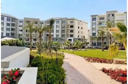 Apartment - 2 Bedrooms - 2 Bathrooms for sale in Hyde Park - 5th Settlement Compounds - The 5th Settlement - New Cairo City - Cairo