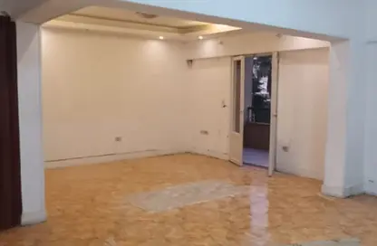Apartment - 3 Bedrooms - 2 Bathrooms for rent in Al Nozha St. - Almazah - Heliopolis - Masr El Gedida - Cairo