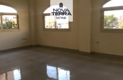 Apartment - 4 Bedrooms - 3 Bathrooms for rent in Al Hekma St. - Sheikh Zayed City - Giza