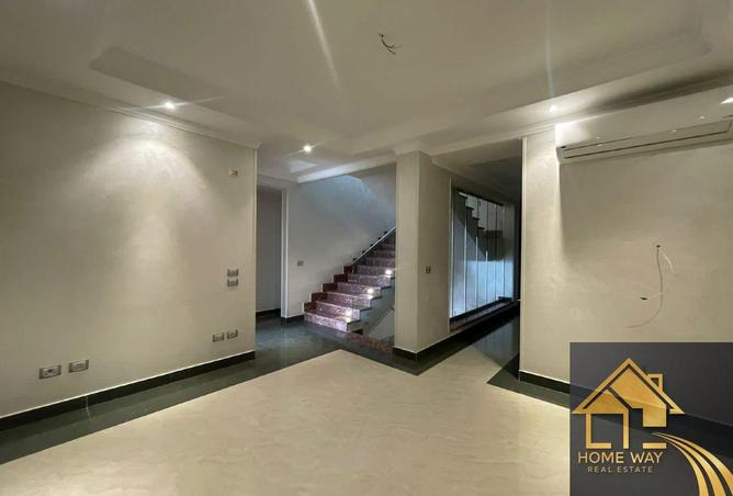 8188704 - Property Main Image