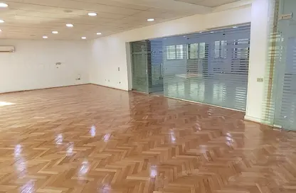 Office Space - Studio - 4 Bathrooms for rent in Al Hegaz St. - El Mahkama Square - Heliopolis - Masr El Gedida - Cairo