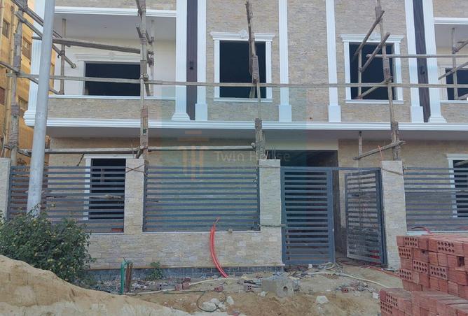 8167864 - Property Image 2