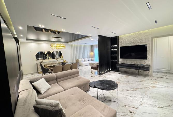 8232907 - Property Main Image