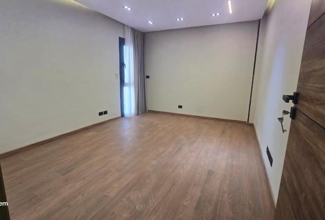 8553080 - Property Image 2