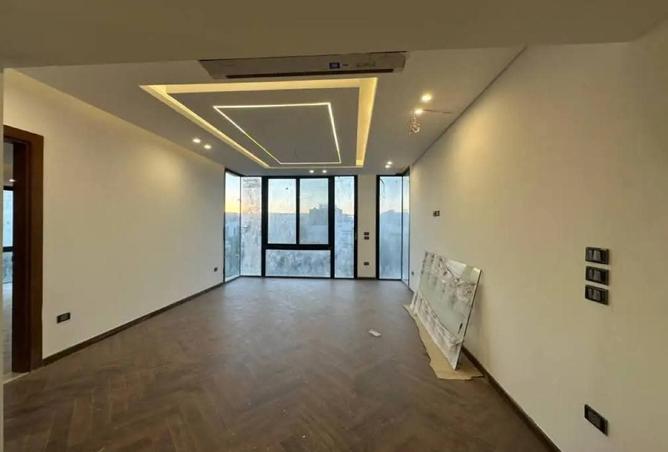 7933450 - Property Image 3