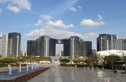 Apartment - 3 Bedrooms - 3 Bathrooms for sale in Village West - Sheikh Zayed Compounds - Sheikh Zayed City - Giza Apartment - 3 Bedrooms - 3 Bathrooms for sale in Village West - Sheikh Zayed Compounds - Sheikh Zayed City - Giza