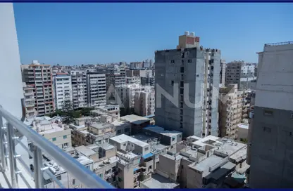 شقة - 3 غرف نوم - 1 حمام للبيع في شارع دياب - جليم - حي شرق - الاسكندرية