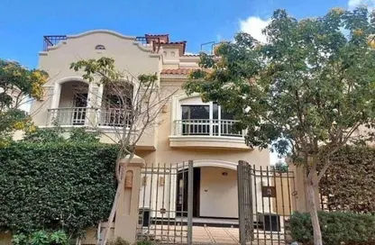 فيلا - 5 غرف نوم - 5 حمامات للبيع في الباتيو برايم - الباتيو - كمبوندات الشروق - مدينة الشروق - القاهرة