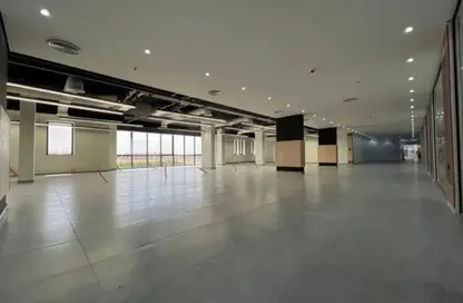 بناية كاملة - استوديو - 4 حمامات للايجار في روك جولدن مول - كمبوندات التجمع الخامس - التجمع الخامس - مدينة القاهرة الجديدة - القاهرة