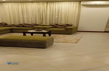 شقة - 2 غرف نوم - 1 حمام للايجار في شارع زيزينيا - المستثمرين الجنوبية - مدينة القاهرة الجديدة - القاهرة