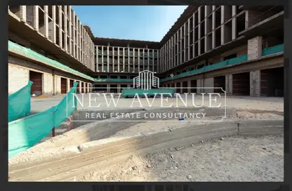 Retail - Studio - 2 Bathrooms for sale in IT Business Hub - North Teseen St. - The 5th Settlement - New Cairo City - Cairo