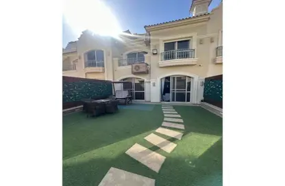 تاون هاوس - 3 غرف نوم - 3 حمامات للبيع في الباتيو 5 ايست - الباتيو - كمبوندات الشروق - مدينة الشروق - القاهرة