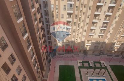 Apartment - 3 Bedrooms - 3 Bathrooms for sale in Capital East - Nasr City Compounds - Nasr City - Cairo