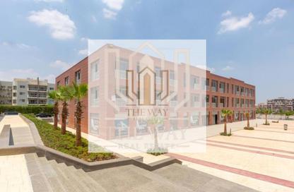 Office Space - Studio - 3 Bathrooms for sale in The Courtyard - 12th District - Sheikh Zayed City - Giza