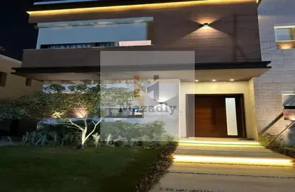 Townhouse - 4 Bedrooms - 5 Bathrooms for sale in Azzar - 5th Settlement Compounds - The 5th Settlement - New Cairo City - Cairo