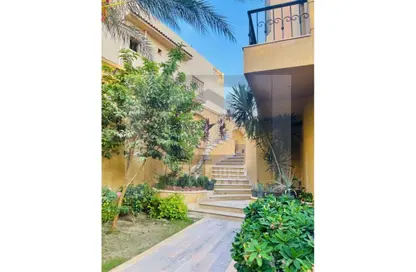 Villa - 6 Bedrooms - 6 Bathrooms for sale in Al Shorouk Road - 1st Neighborhood - 8th District - Shorouk City - Cairo
