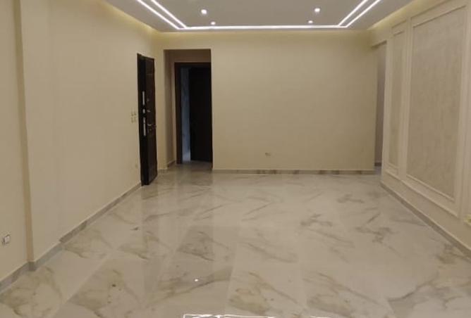 8135735 - Property Main Image