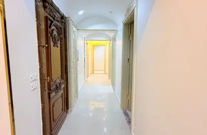 Apartment - 3 Bedrooms - 2 Bathrooms for sale in Al Tayaran St. - Al Sharekat - Nasr City - Cairo