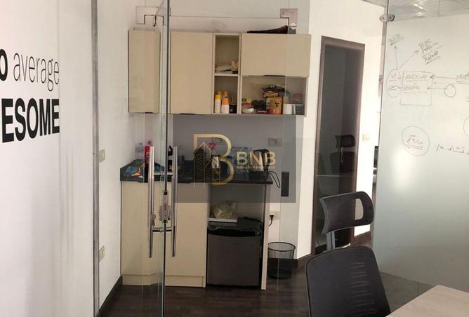 8403318 - Property Image 3