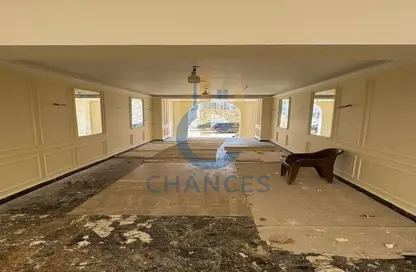 Apartment - 3 Bedrooms - 2 Bathrooms for sale in Tijan - Zahraa El Maadi - Hay El Maadi - Cairo