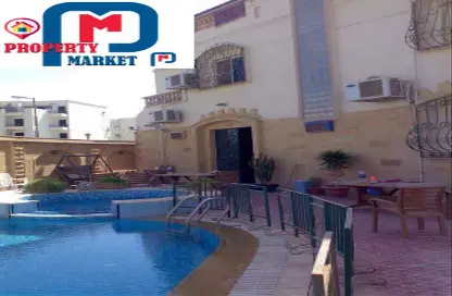 فيلا - 4 غرف نوم - 3 حمامات للبيع في حدائق المهندسين - الحي الرابع - الشيخ زايد - الجيزة