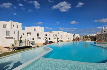 Chalet - 3 Bedrooms - 3 Bathrooms for sale in Jefaira - Ras Al Hekma - North Coast