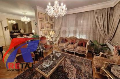 Apartment - 3 Bedrooms - 2 Bathrooms for sale in Mousa Ibn Naseer St. - Al Hadiqah Al Dawliyah - 7th District - Nasr City - Cairo